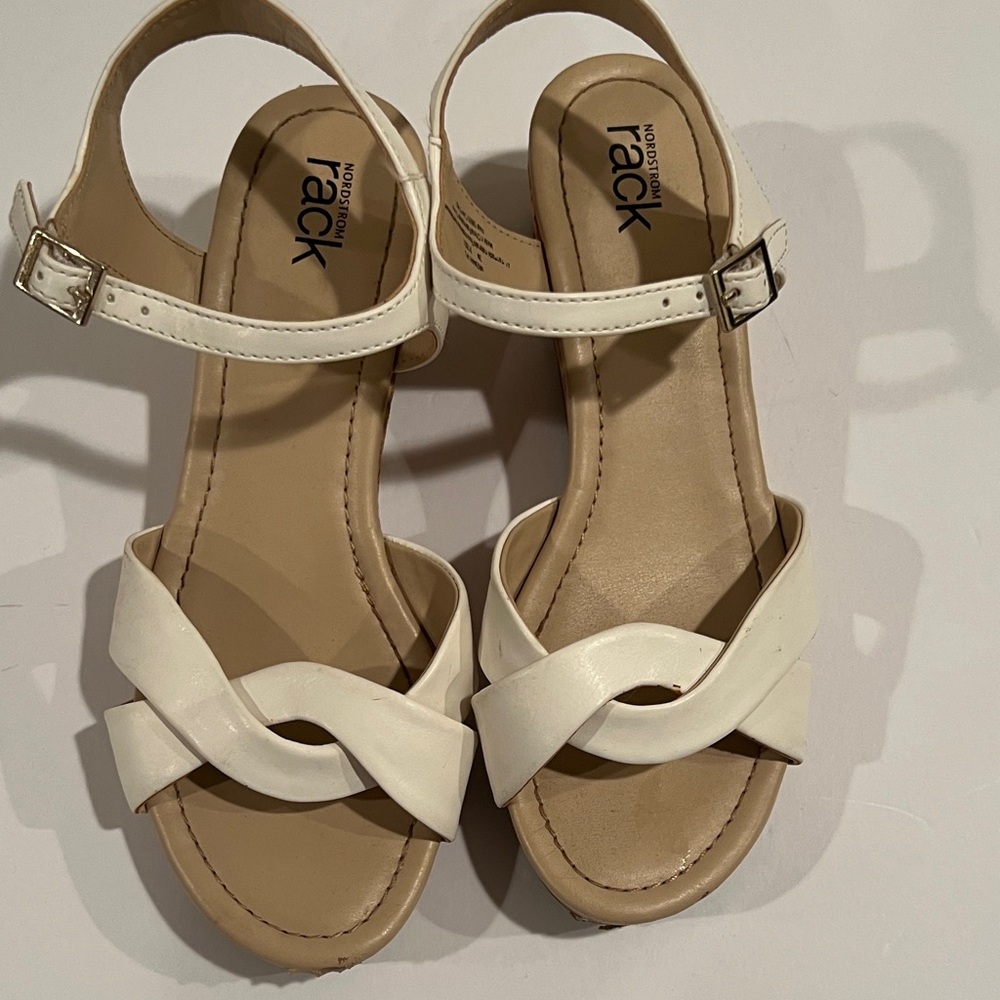 Nordstrom Rack cream wedge Kids Sandals.